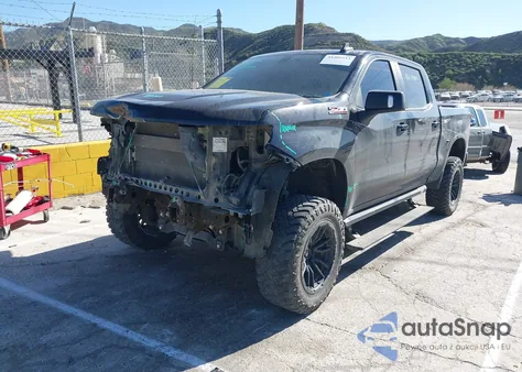 2020 Chevrolet Silverado 1500 4Wd Short Bed Rst z USA, uszkodzony, nr VIN 3GCUYEED8LG426022